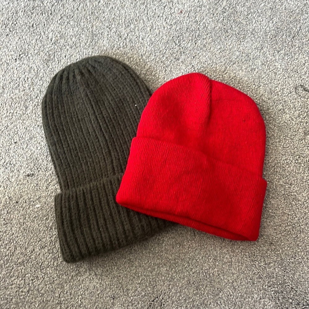 2 set of beanies
